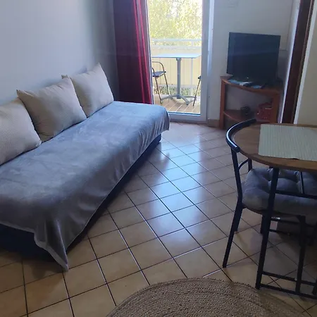 Tonka Apartment *