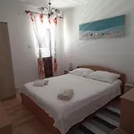 Tonka Apartman